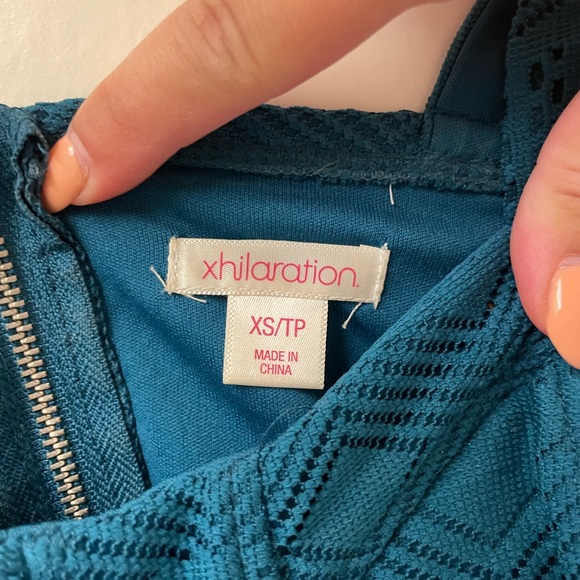 Dress - Picture 2 of 4